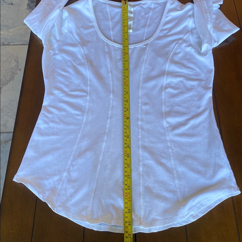LULULEMON BETWEEN THE LINES Fitted Top Bright White Size 12 - Picture 4 of 11